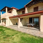 Haus Mit Panoramablick In In Natuerlicher Umgebung By Interhome דירה קיה